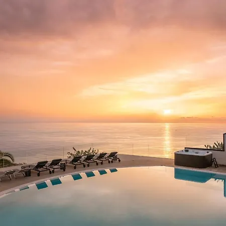 וילה Sky By An Island פונשל