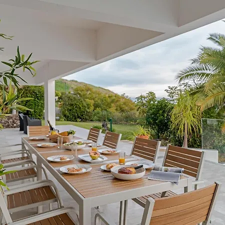 וילה Sky By An Island