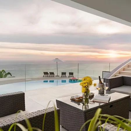 Villa Sky By An Island *