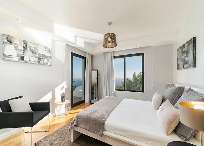 Sky By An Island Villa