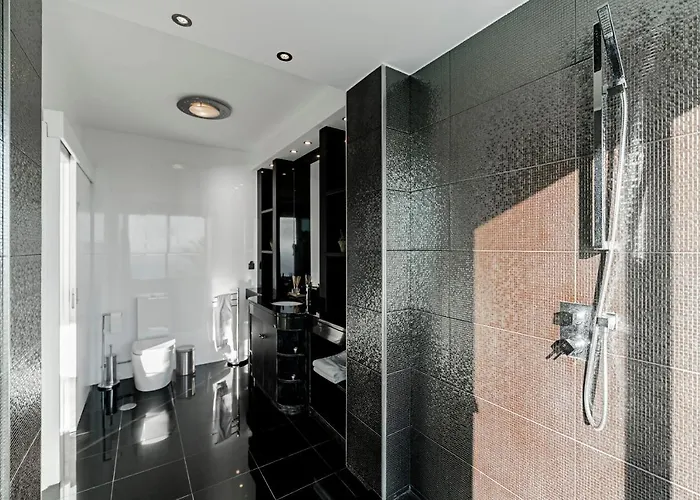 Villa Sky By An Island Funchal (Madeira)