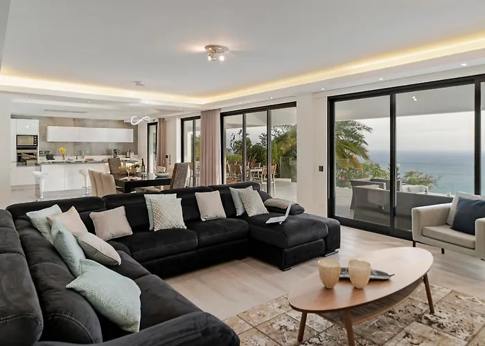 Villa Sky By An Island