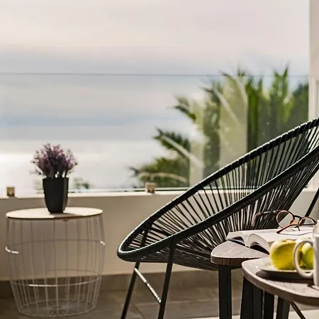 Sky By An Island * フンシャル