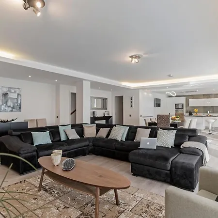 Sky By An Island * フンシャル