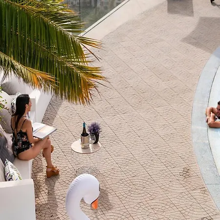 ヴィラ Sky By An Island