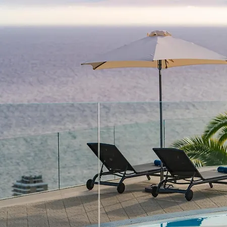 Sky By An Island ヴィラ