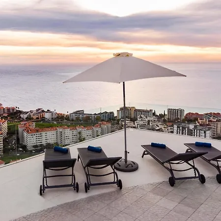 Villa Sky By An Island *