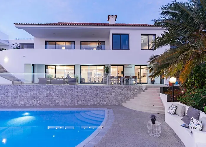 Villa Sky By An Island *