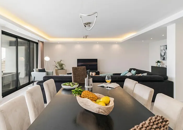 Sky By An Island * Funchal (Madeira)