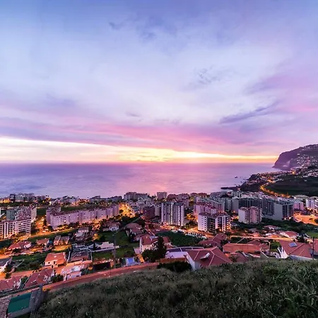 Sky By Travel To Madeira Villa *