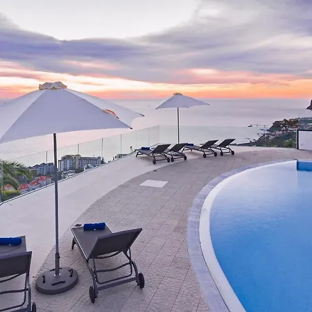 Sky By Travel To Madeira Villa
